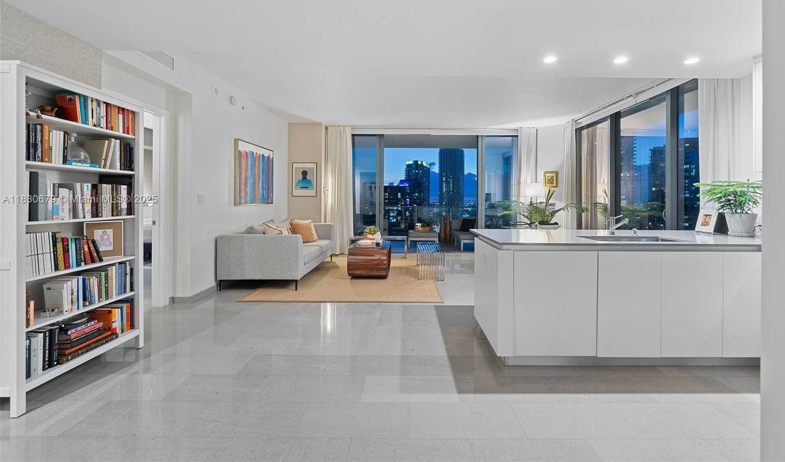 Small Image of 68 SOUTH EAST 6TH ST #2512, Miami Number 50