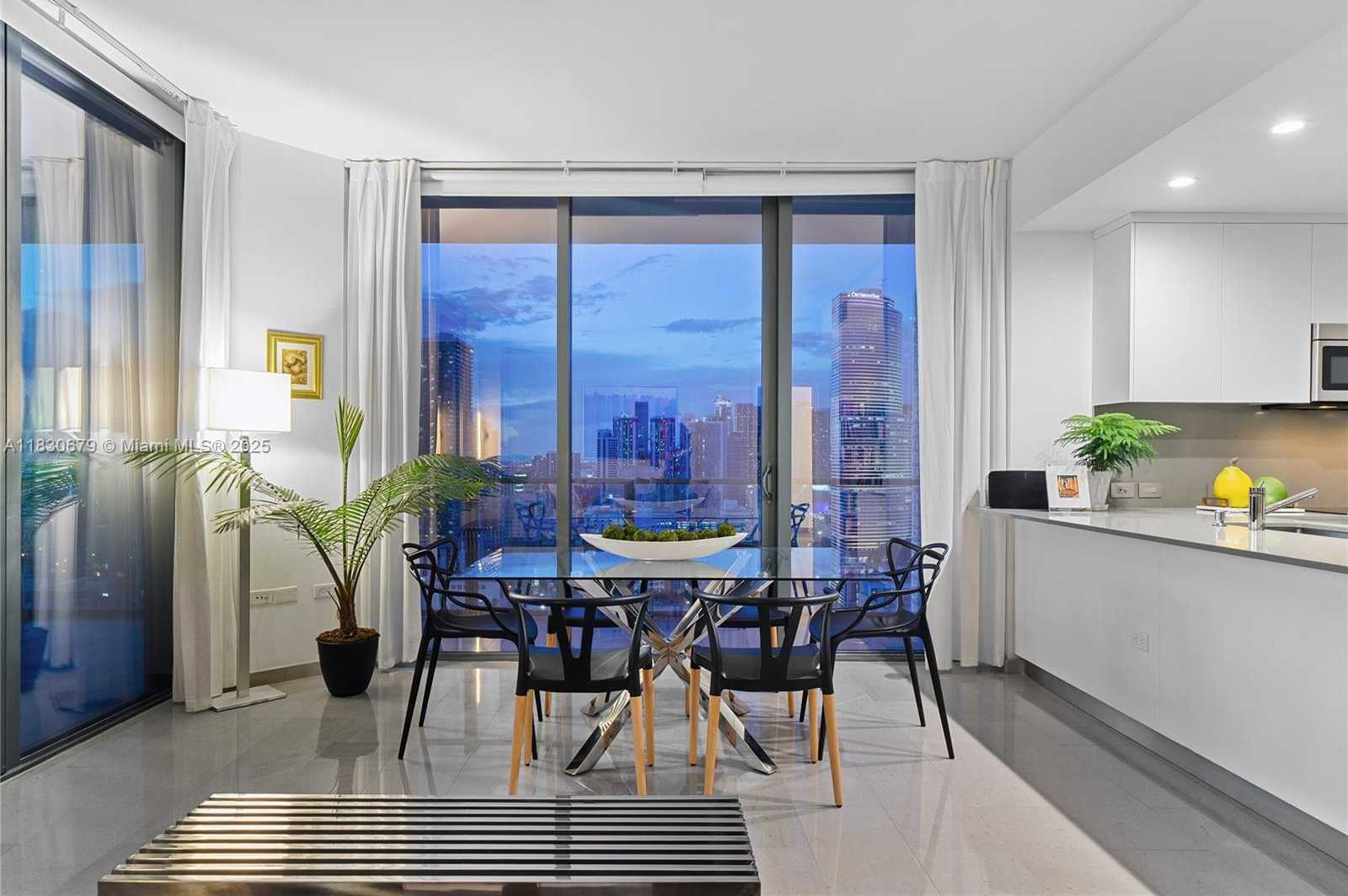 Small Image of 68 SOUTH EAST 6TH ST #2512, Miami Number 53
