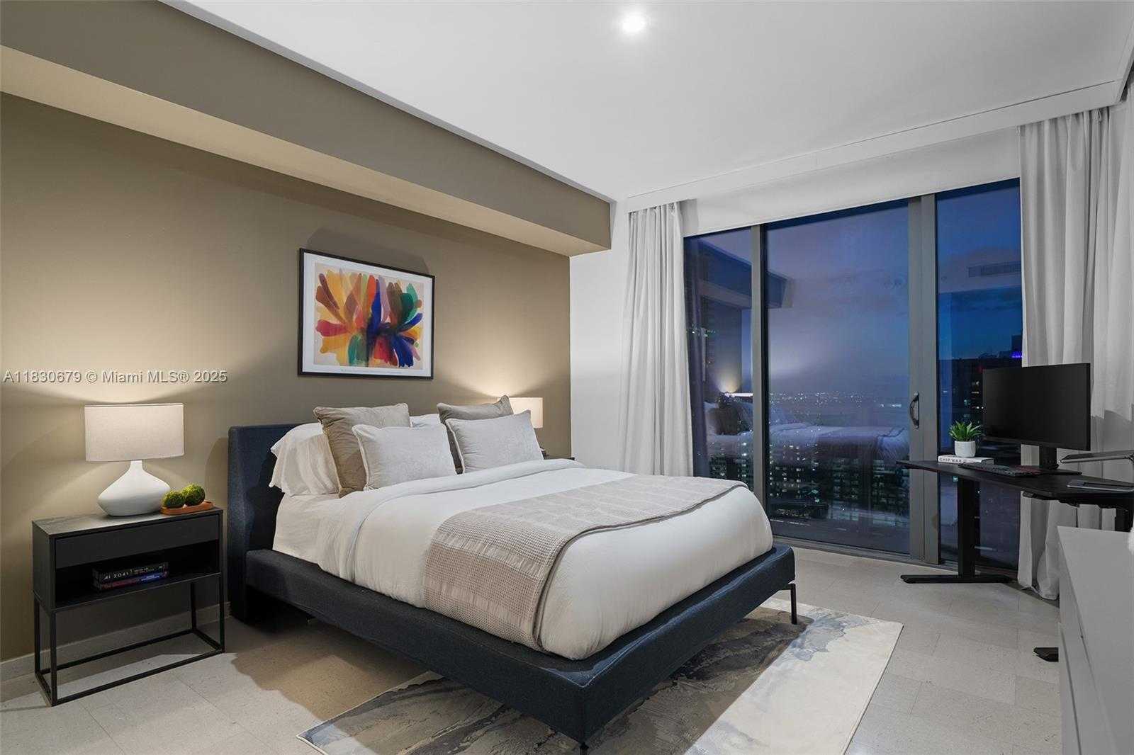 Small Image of 68 SOUTH EAST 6TH ST #2512, Miami Number 56