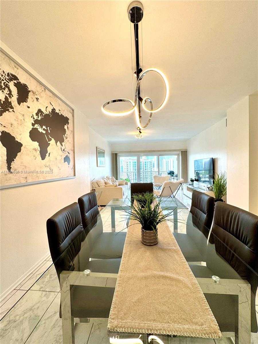 Small Image of 300 BAYVIEW DR #1603, Sunny Isles Beach Number 2