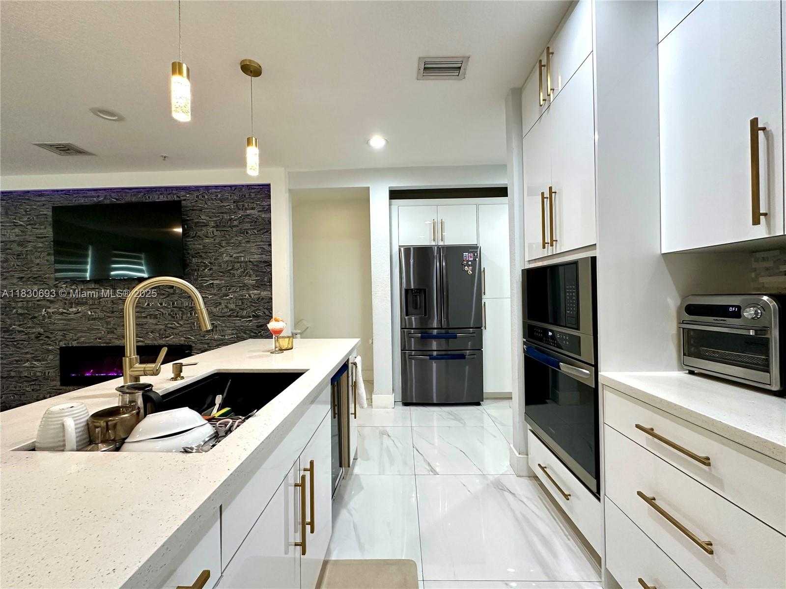 Small Image of 3916 PASSION FLOWER RD, Coconut Creek Number 16