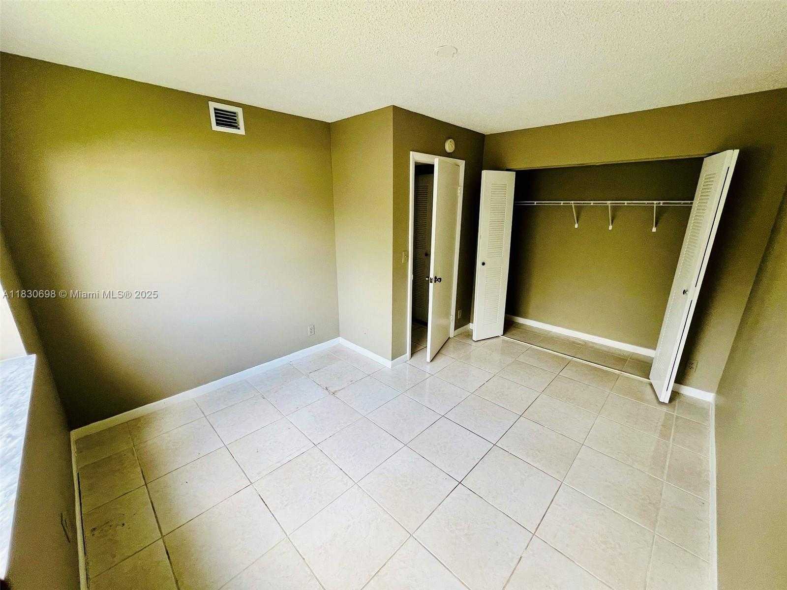 Small Image of 9701 WESTVIEW DR #1437, Coral Springs Number 14