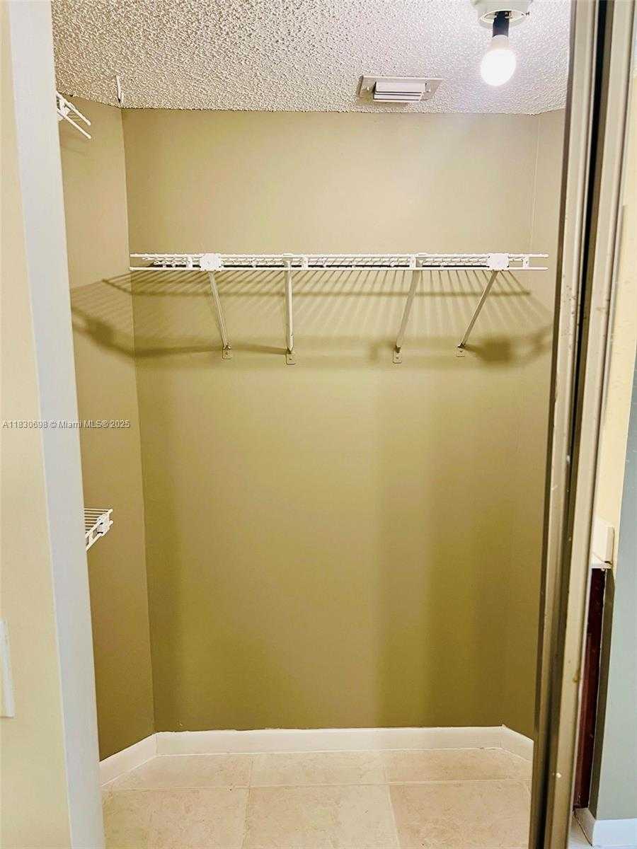 Small Image of 9701 WESTVIEW DR #1437, Coral Springs Number 5
