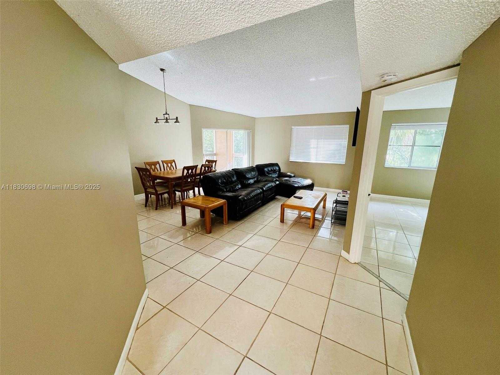 Small Image of 9701 WESTVIEW DR #1437, Coral Springs Number 8