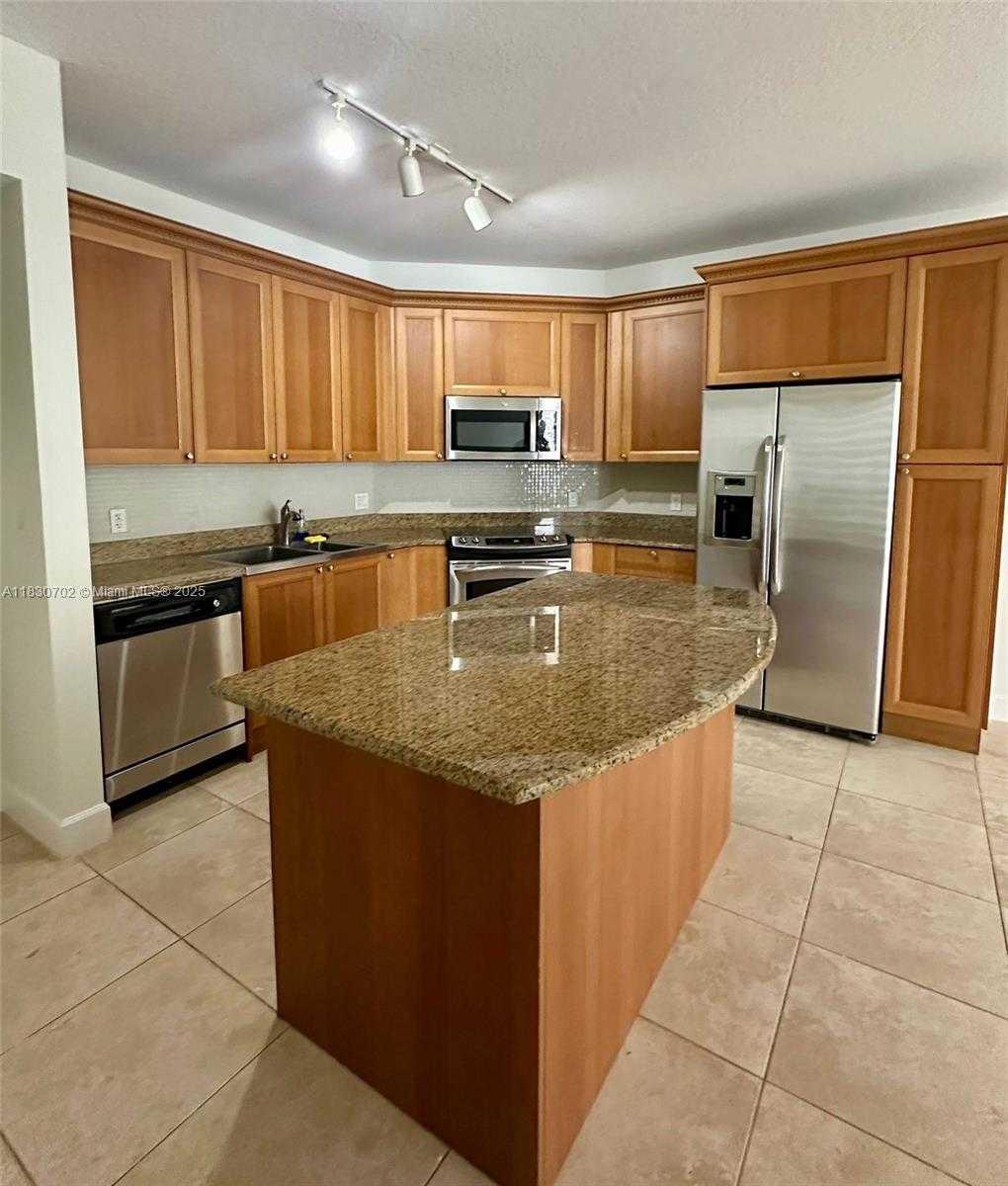 Small Image of 55 MERRICK WAY #711, Coral Gables Number 6