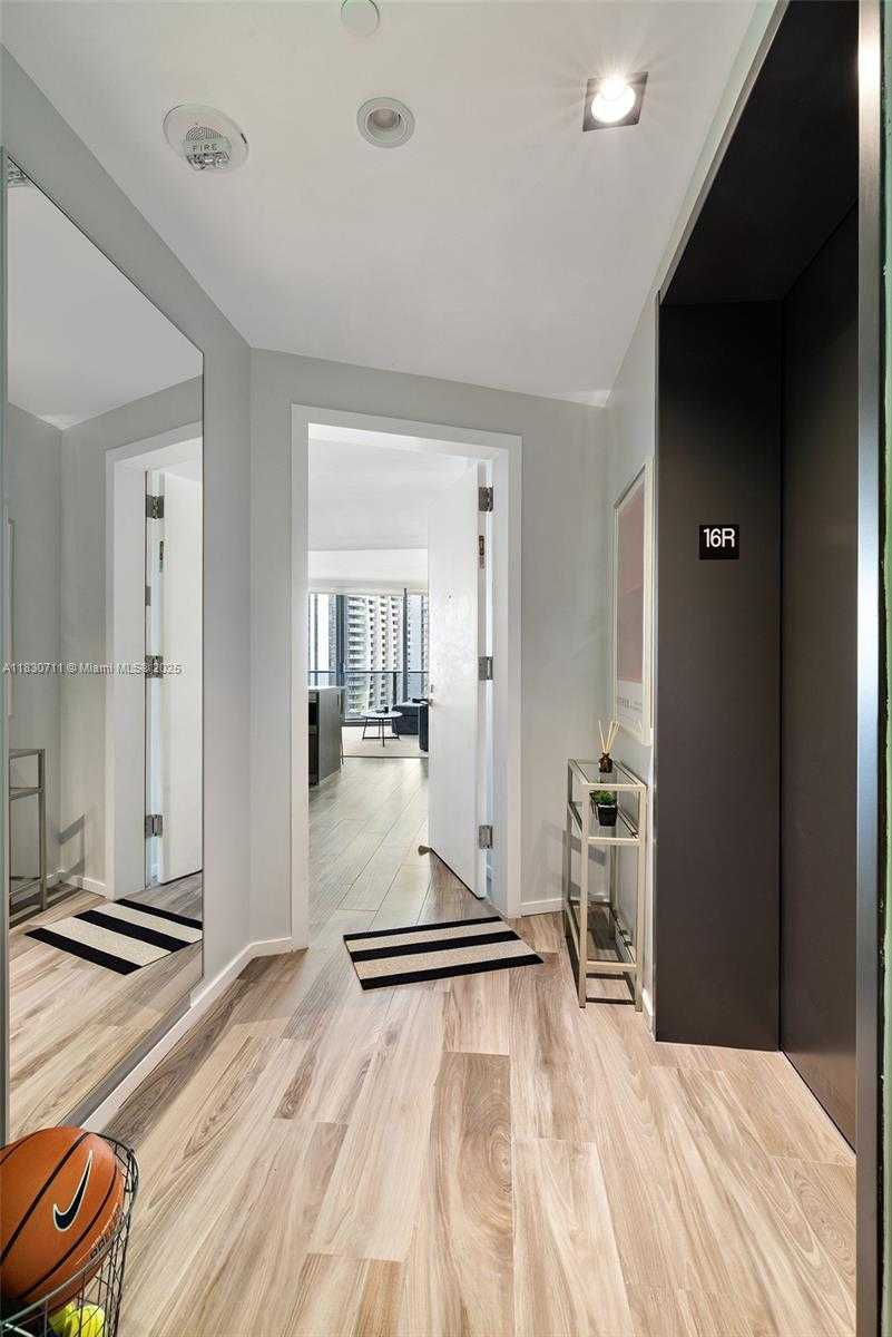 Small Image of 801 SOUTH MIAMI AVE #1603, Miami Number 21
