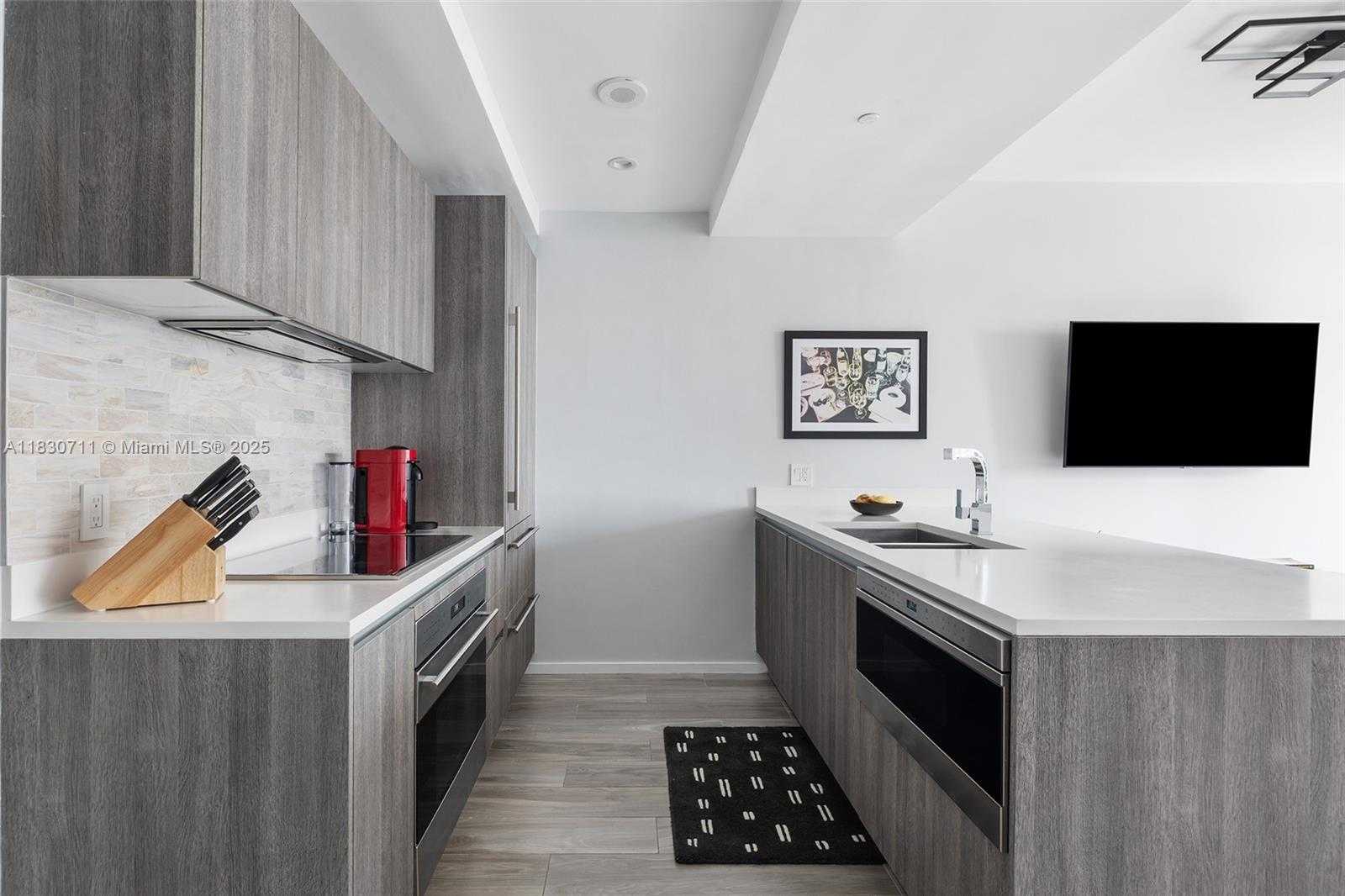 Small Image of 801 SOUTH MIAMI AVE #1603, Miami Number 8