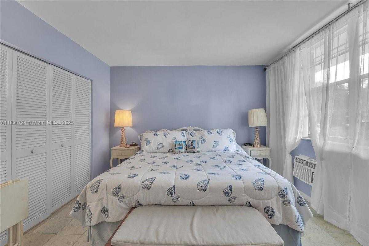 Small Image of 1936 SOUTH OCEAN DR #6D, Hallandale Beach Number 14