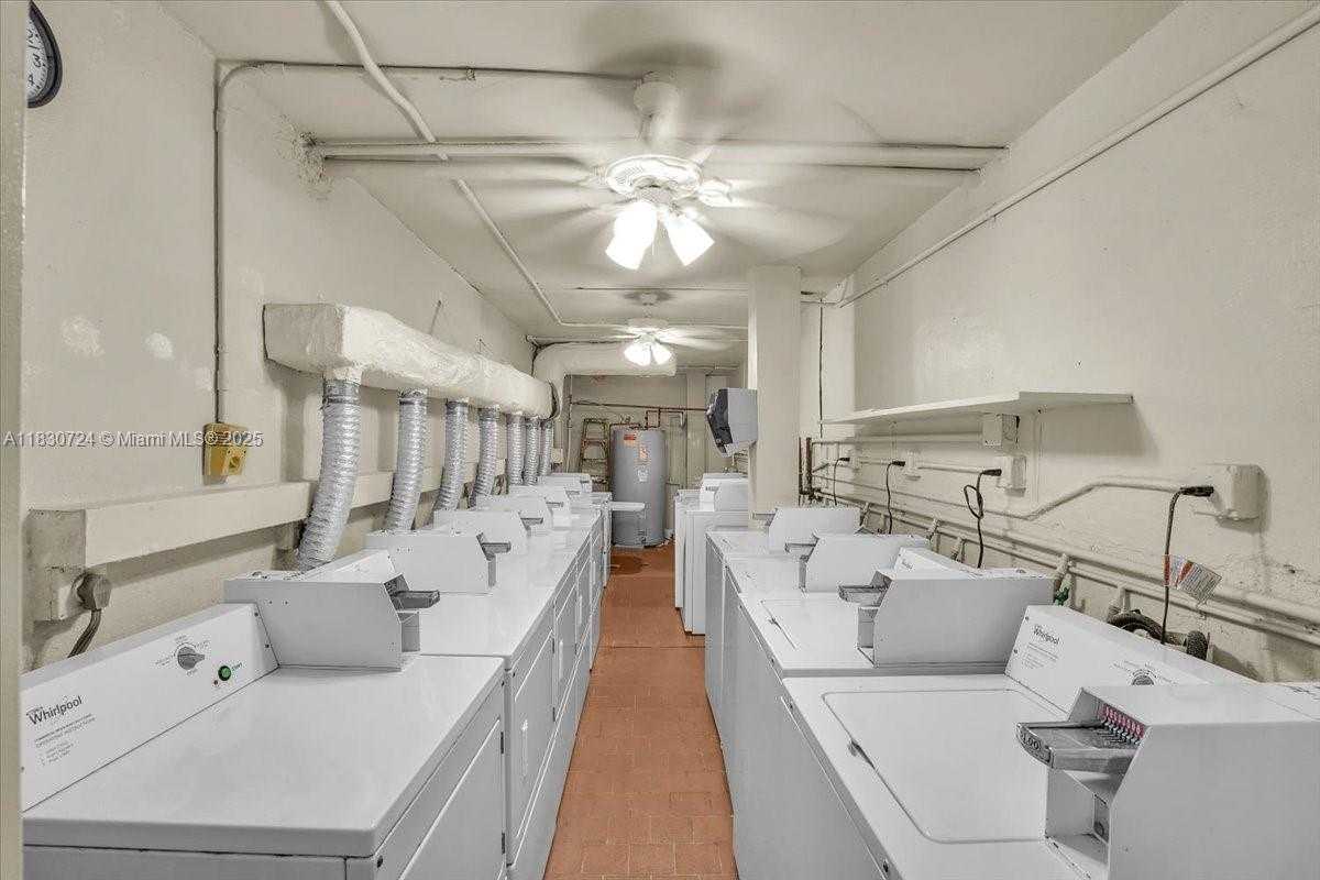 Small Image of 1936 SOUTH OCEAN DR #6D, Hallandale Beach Number 18