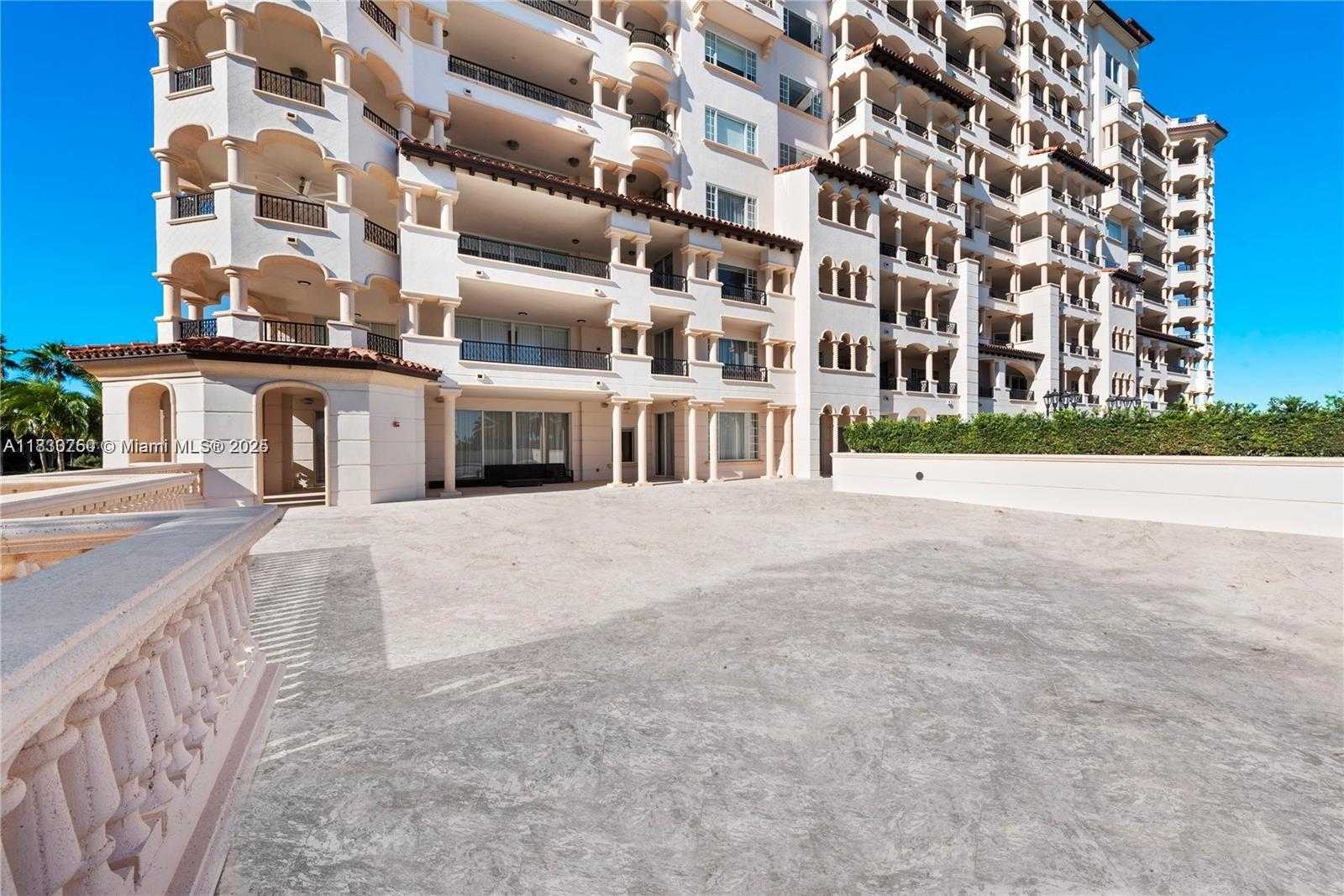 Small Image of 7112 FISHER ISLAND DR #7112, Miami Beach Number 54