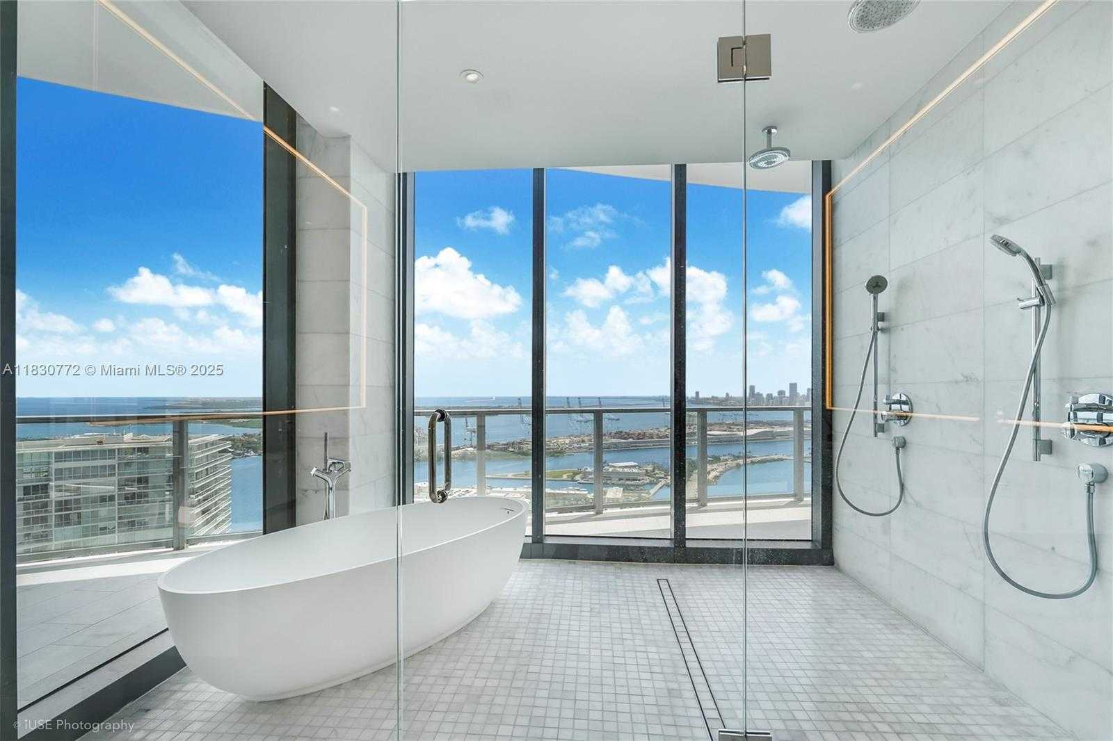Small Image of 500 ALTON RD #4401, Miami Beach Number 13