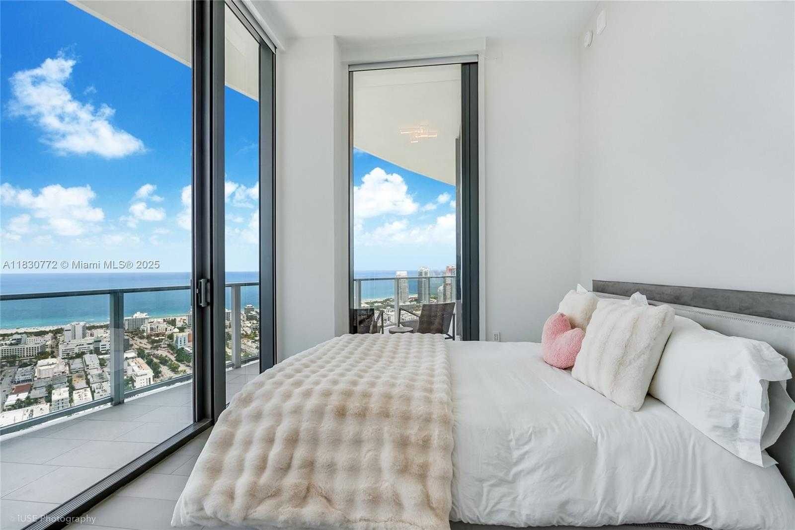 Small Image of 500 ALTON RD #4401, Miami Beach Number 18