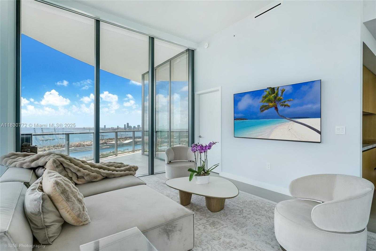 Small Image of 500 ALTON RD #4401, Miami Beach Number 2