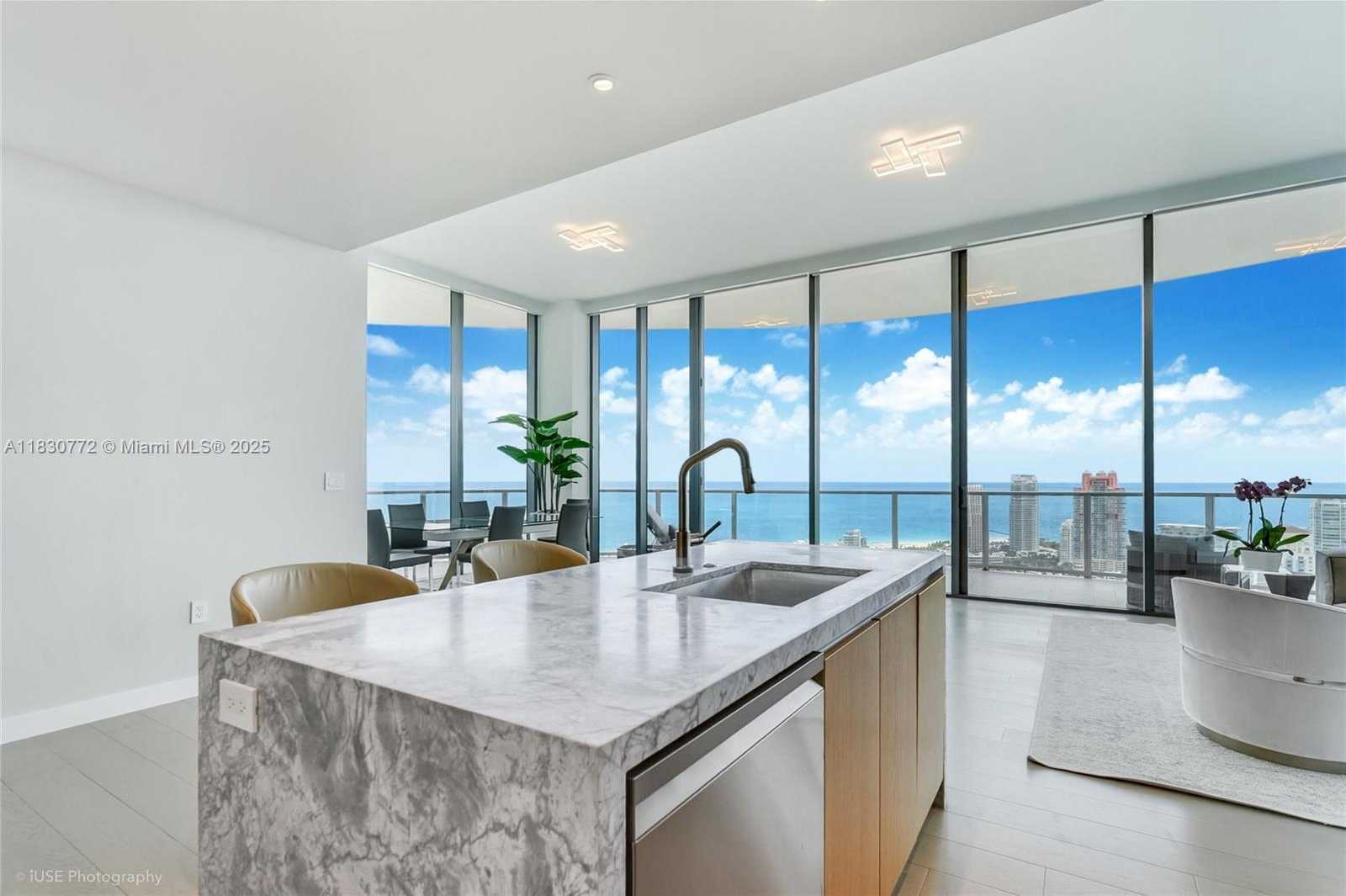 Small Image of 500 ALTON RD #4401, Miami Beach Number 3