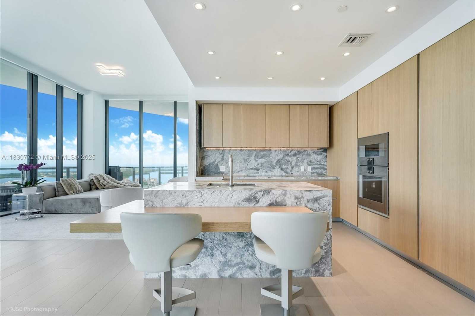 Small Image of 500 ALTON RD #4401, Miami Beach Number 5