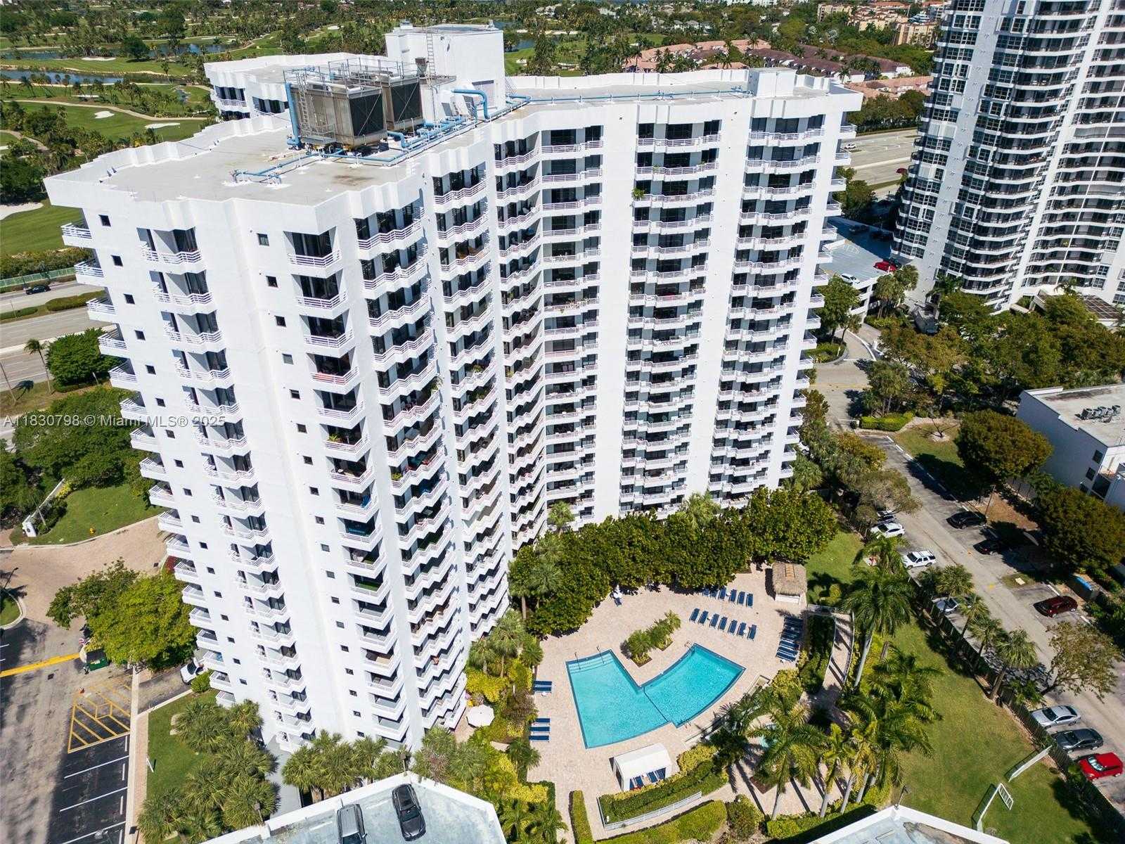 Small Image of 3300 NORTH EAST 192ND ST #1908, Aventura Number 3