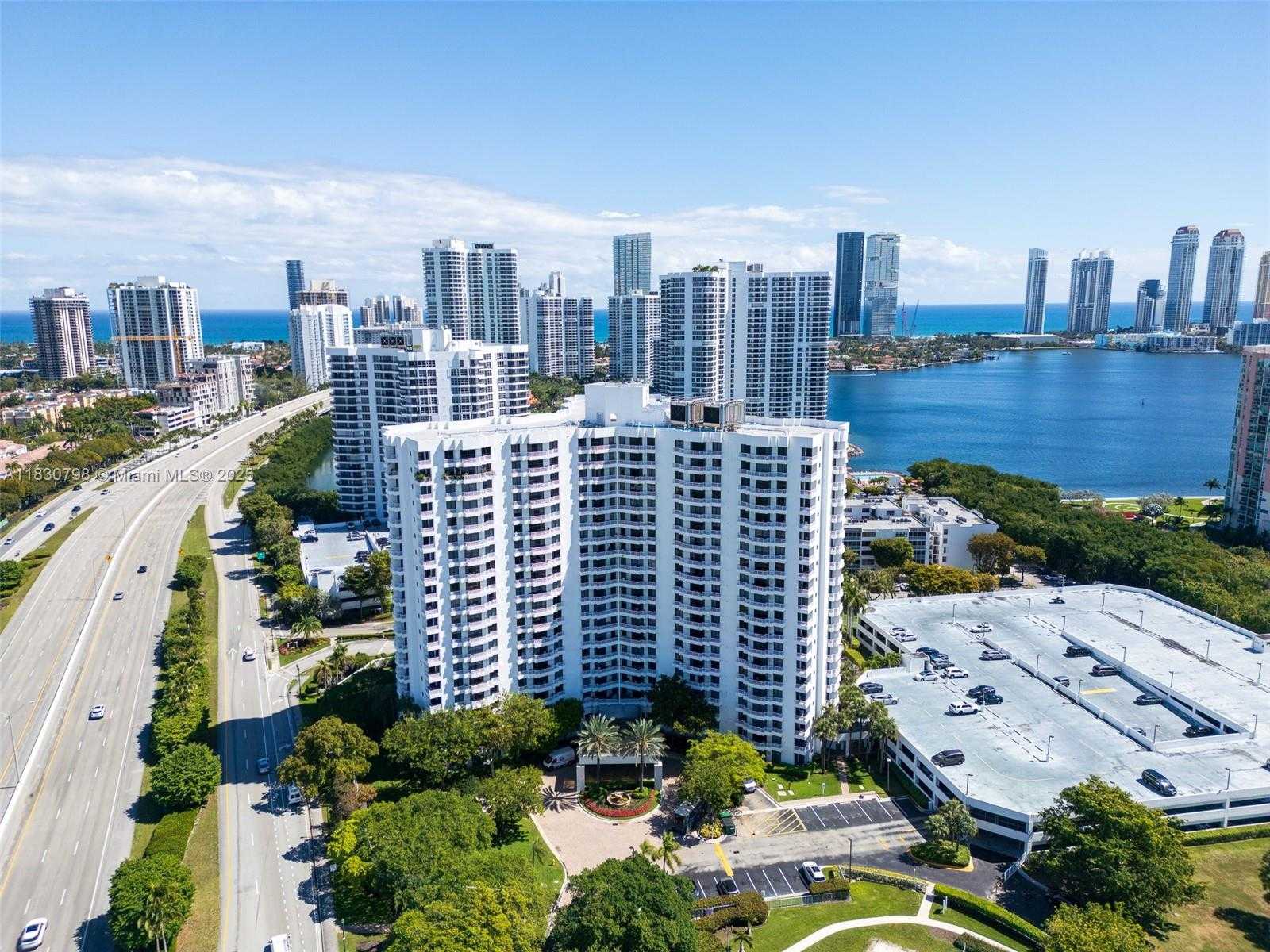 Small Image of 3300 NORTH EAST 192ND ST #1908, Aventura Number 5