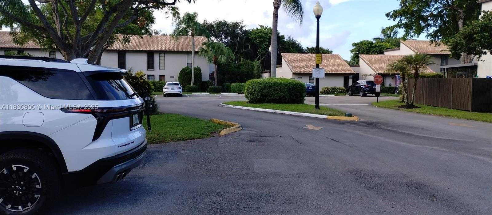Small Image of 9719 NORTH NEW RIVER CANAL RD #308, Plantation Number 3