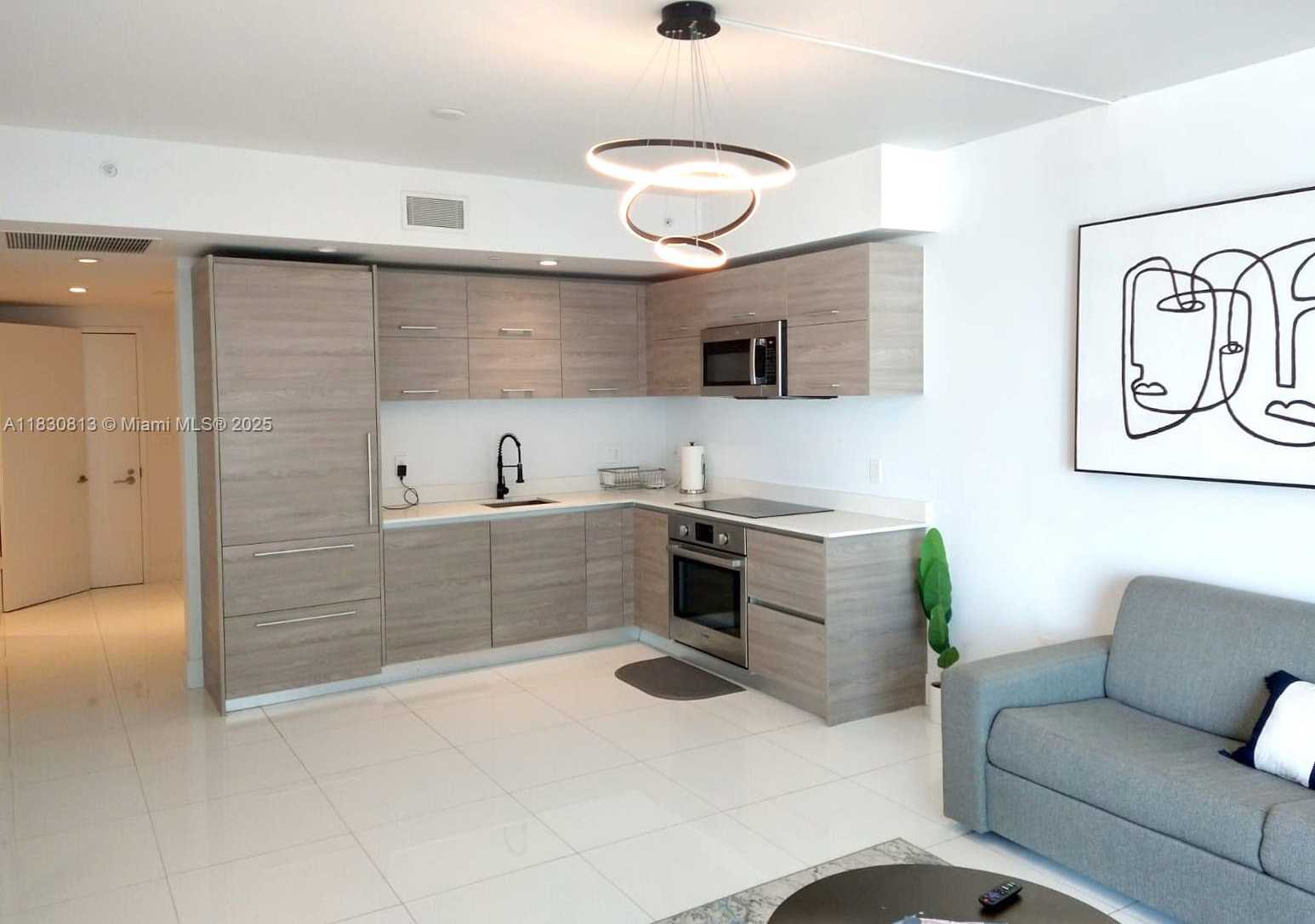 Small Image of 1300 SOUTH MIAMI AVE #2208, Miami Number 2