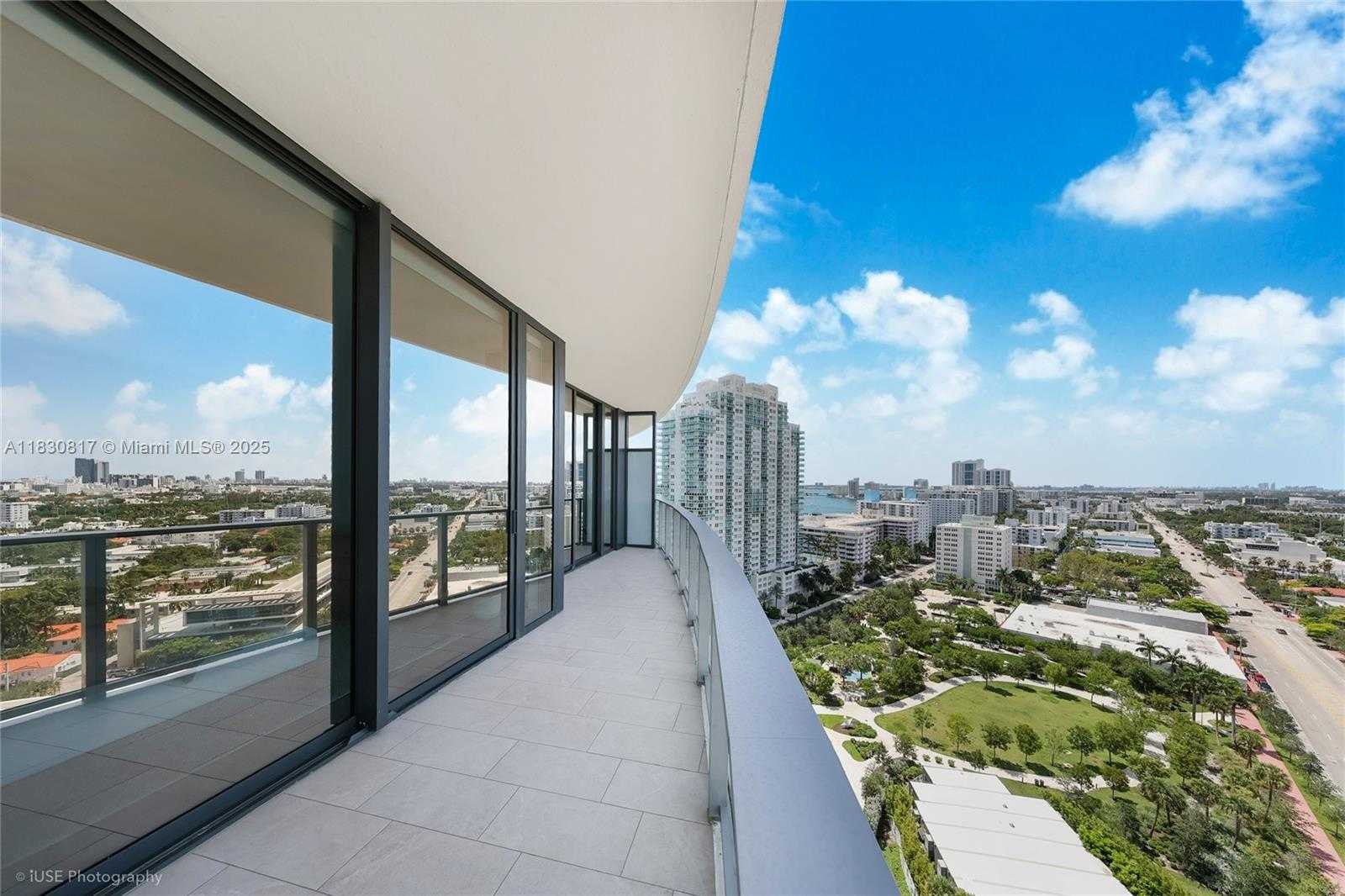 Small Image of 500 ALTON RD #1906, Miami Beach Number 14