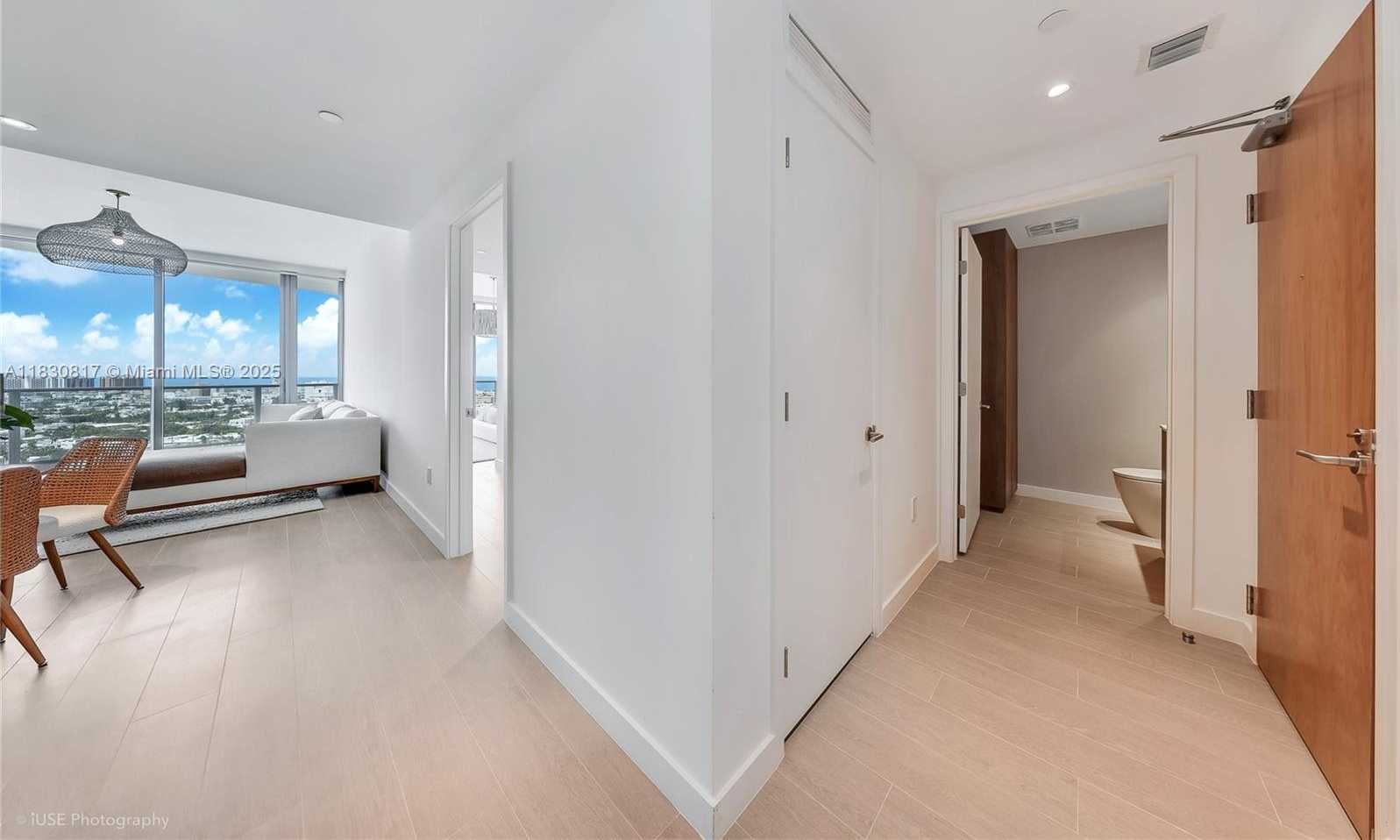 Small Image of 500 ALTON RD #1906, Miami Beach Number 8