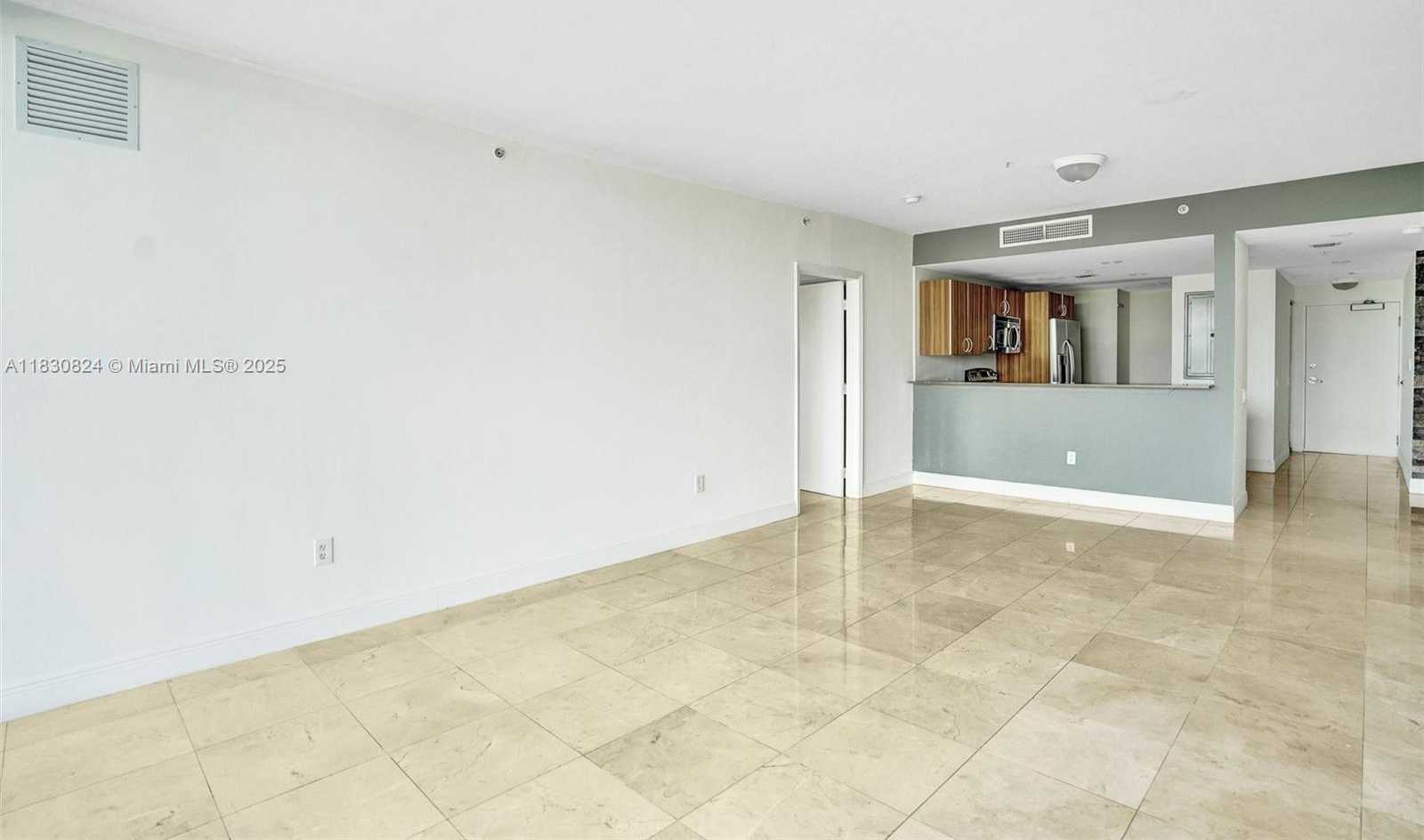 Small Image of 6305 INDIAN CREEK DR #3B, Miami Beach Number 14