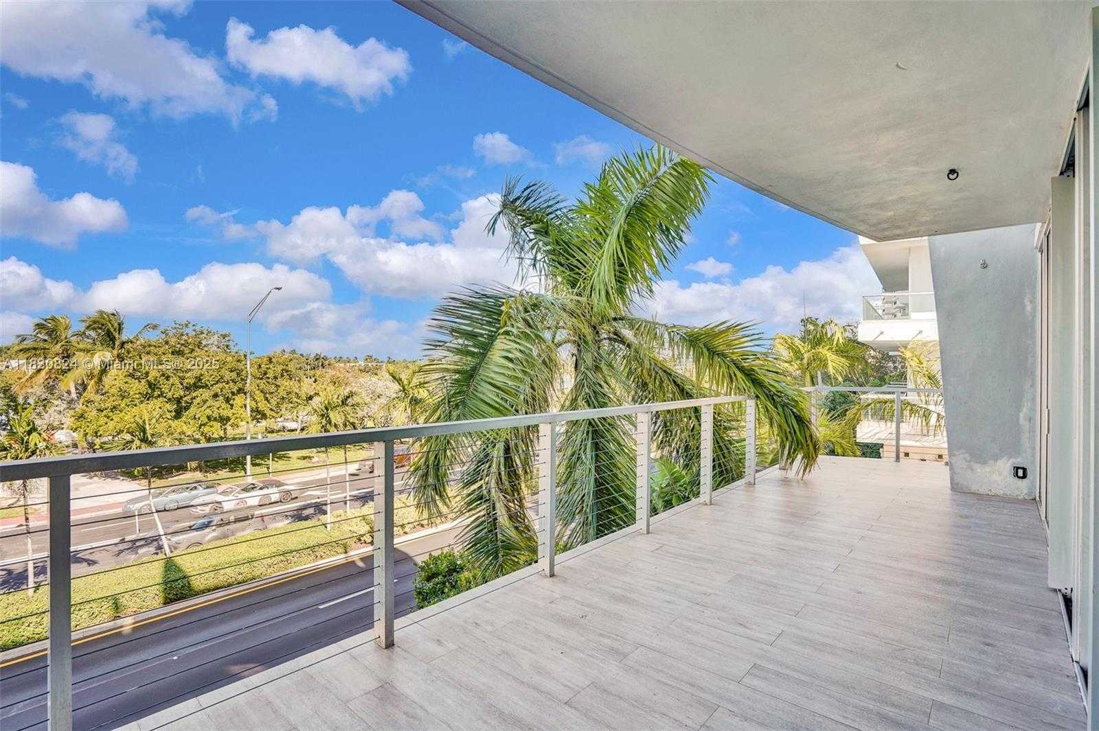 Small Image of 6305 INDIAN CREEK DR #3B, Miami Beach Number 21