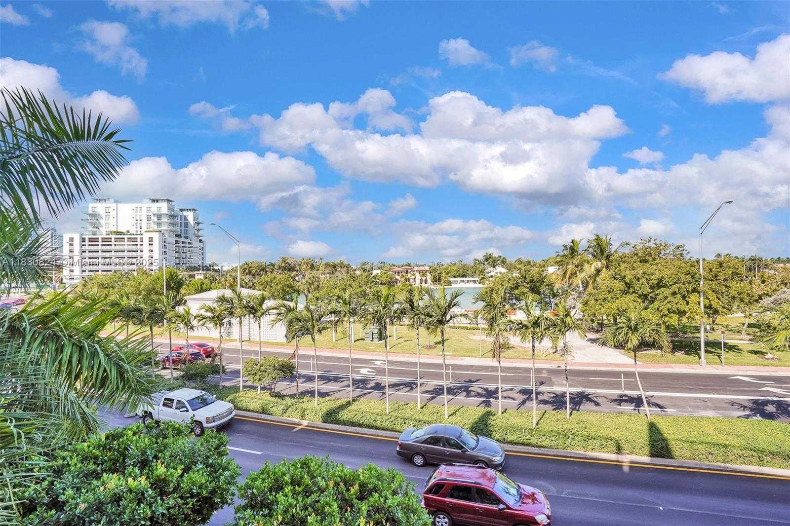 Small Image of 6305 INDIAN CREEK DR #3B, Miami Beach Number 26