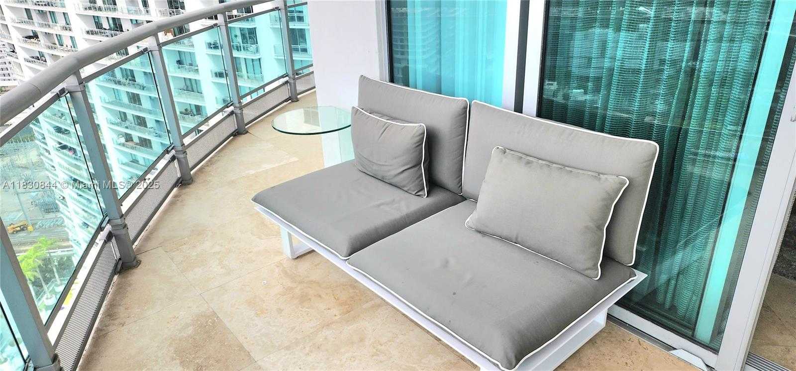 Small Image of 350 SOUTH MIAMI AVE #3214, Miami Number 12