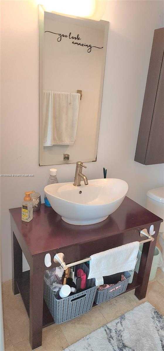 Small Image of 350 SOUTH MIAMI AVE #3214, Miami Number 20