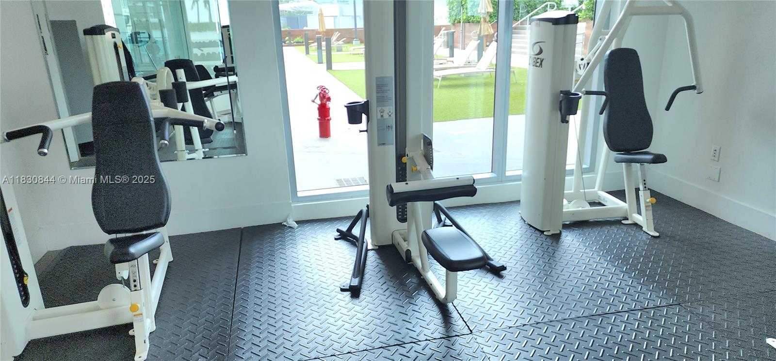 Small Image of 350 SOUTH MIAMI AVE #3214, Miami Number 44