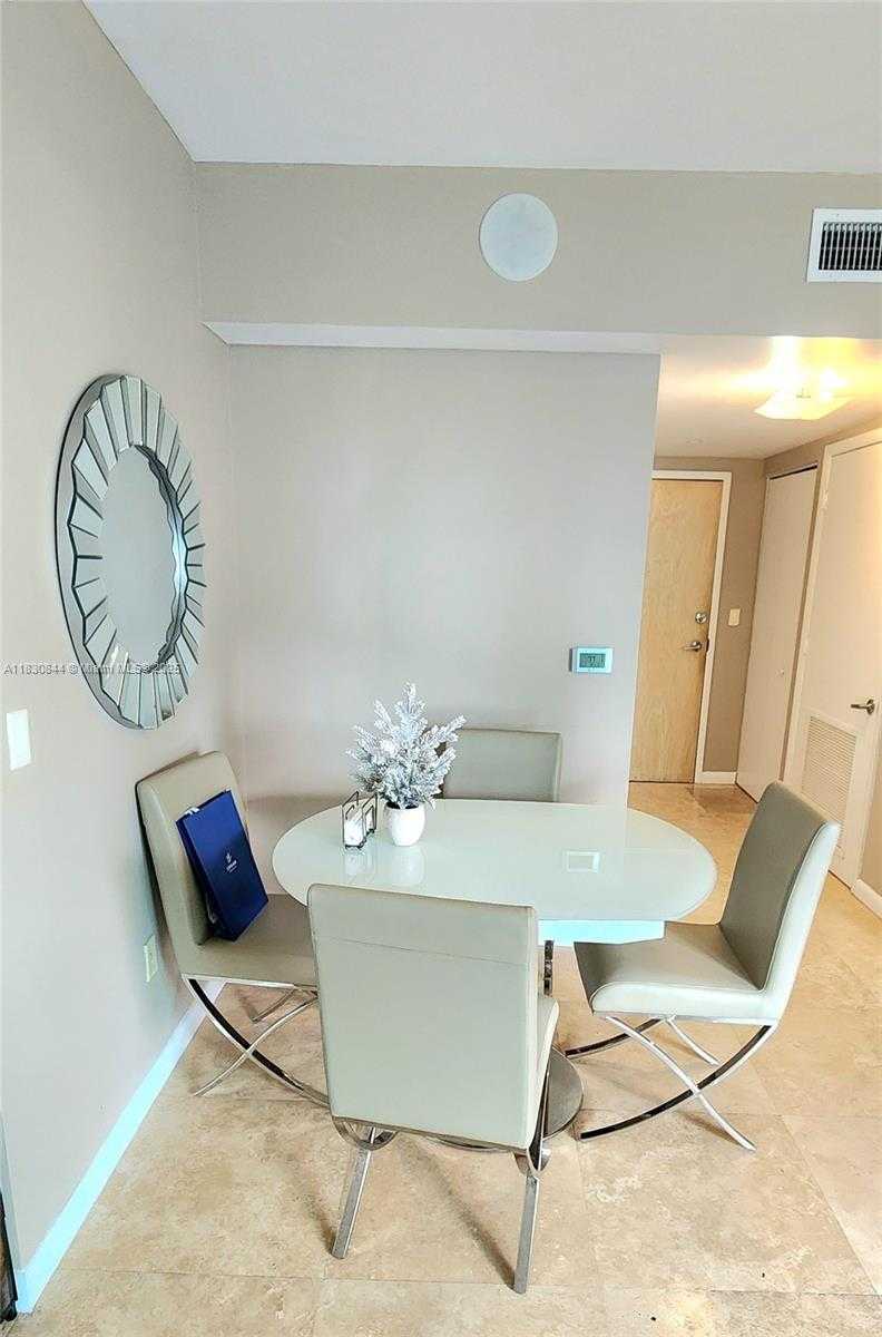 Small Image of 350 SOUTH MIAMI AVE #3214, Miami Number 8