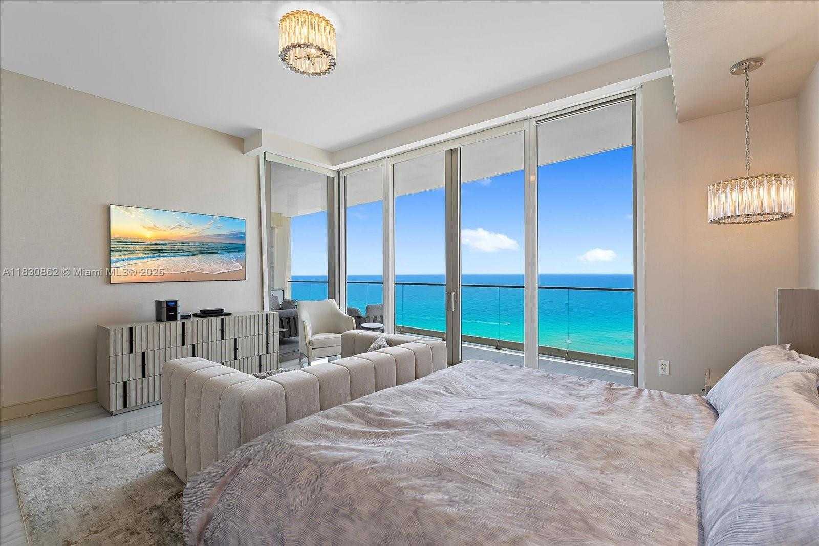 Small Image of Sunny Isles Beach Number 25