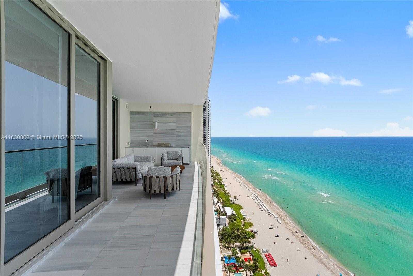 Small Image of Sunny Isles Beach Number 8