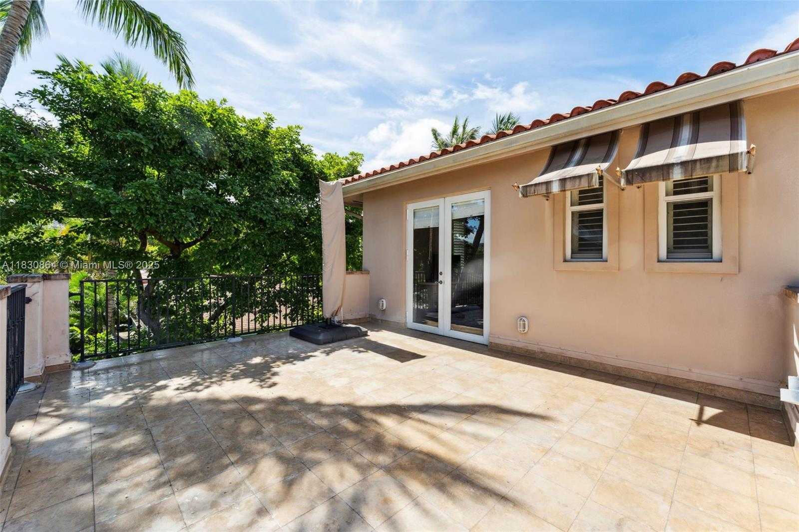 Small Image of 704 SOUTH WEST 16TH ST, Fort Lauderdale Number 17