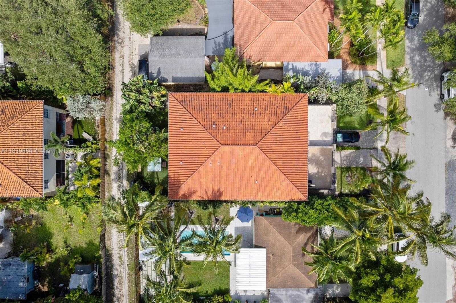 Small Image of 704 SOUTH WEST 16TH ST, Fort Lauderdale Number 25