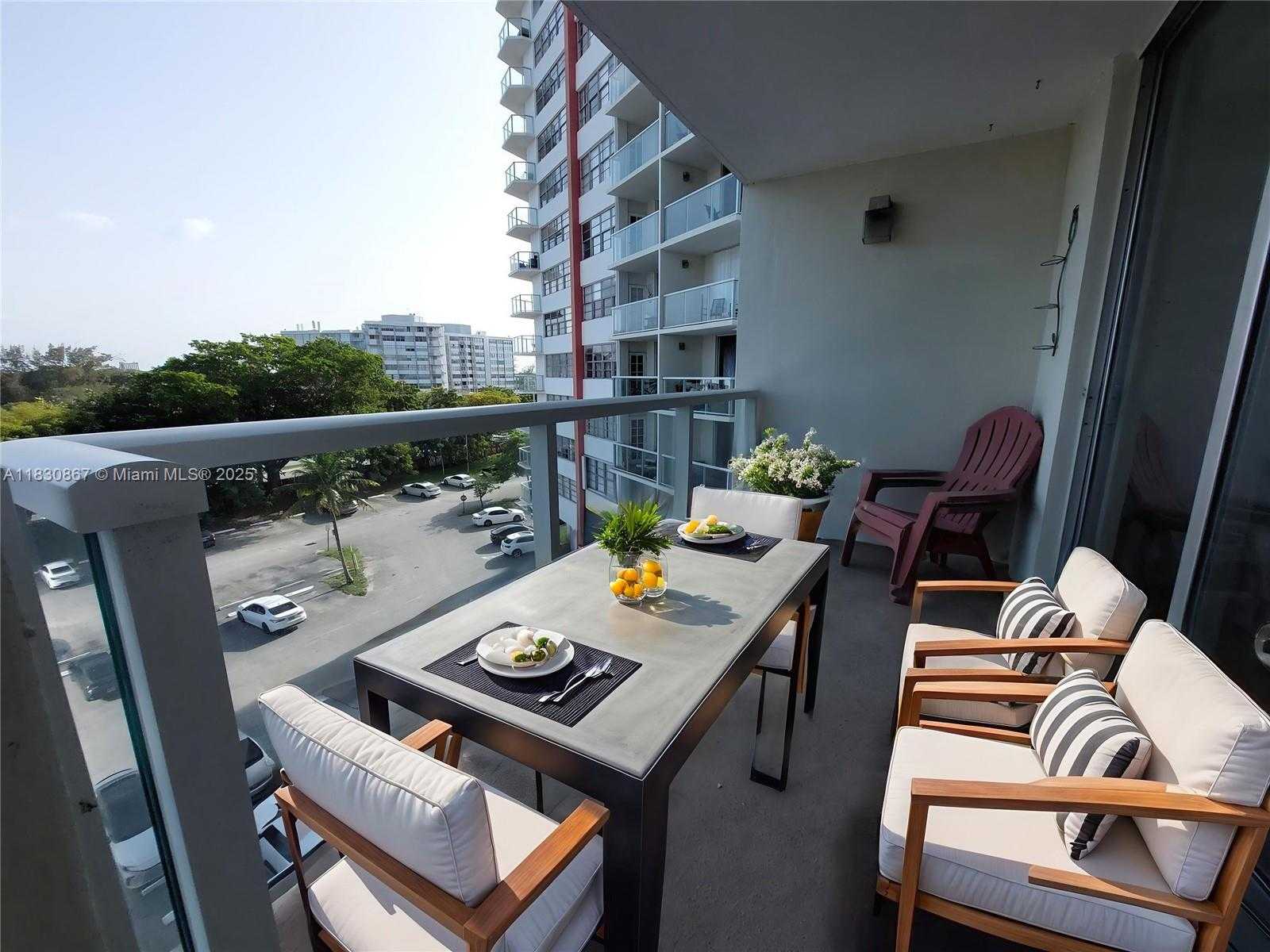 Small Image of 1351 NORTH EAST MIAMI GARDENS DR #513E, Miami Number 12