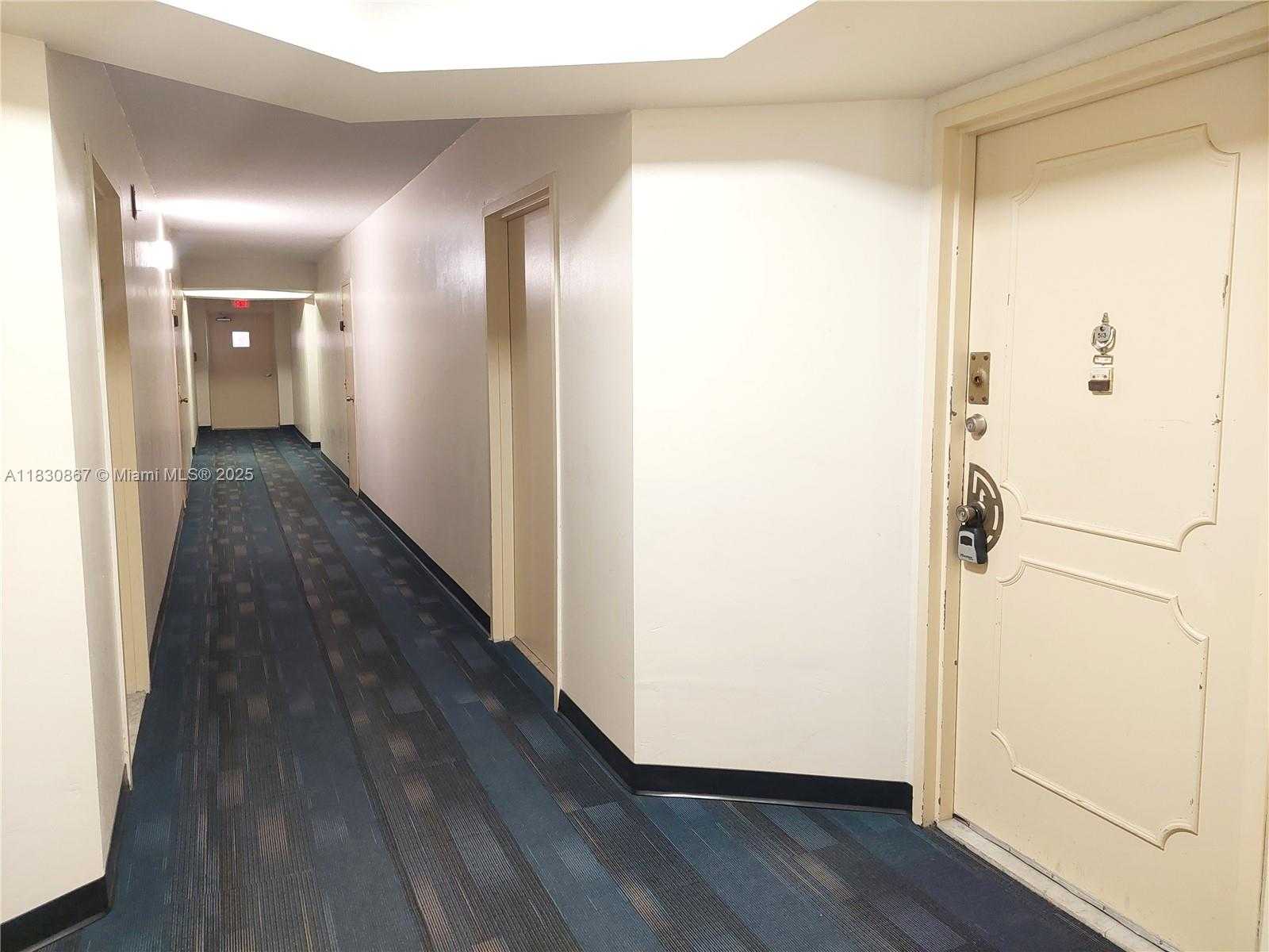 Small Image of 1351 NORTH EAST MIAMI GARDENS DR #513E, Miami Number 22