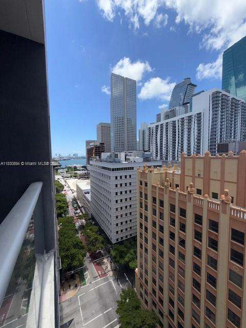 Small Image of 151 SOUTH EAST 1ST ST #1607, Miami Number 21