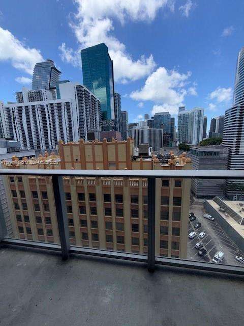 Small Image of 151 SOUTH EAST 1ST ST #1607, Miami Number 24