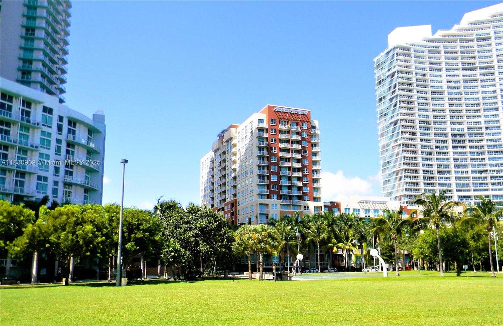 Small Image of 2000 NORTH BAYSHORE DR #509, Miami Number 2