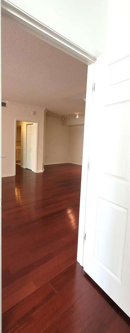 Small Image of 2000 NORTH BAYSHORE DR #509, Miami Number 21