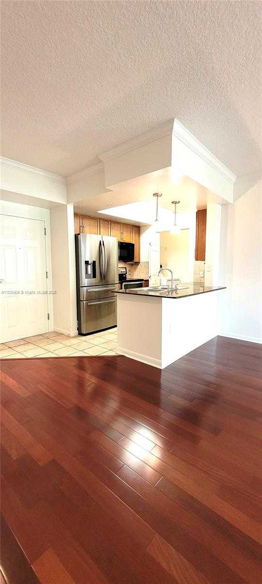 Small Image of 2000 NORTH BAYSHORE DR #509, Miami Number 46