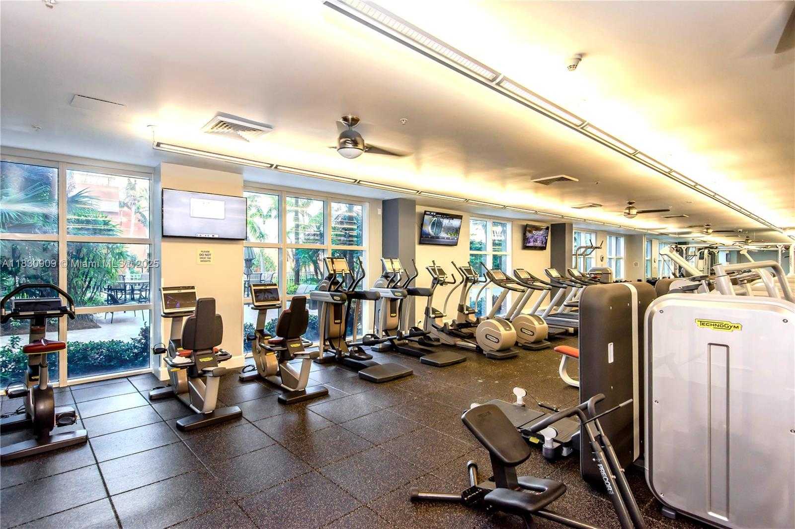 Small Image of 2000 NORTH BAYSHORE DR #509, Miami Number 70