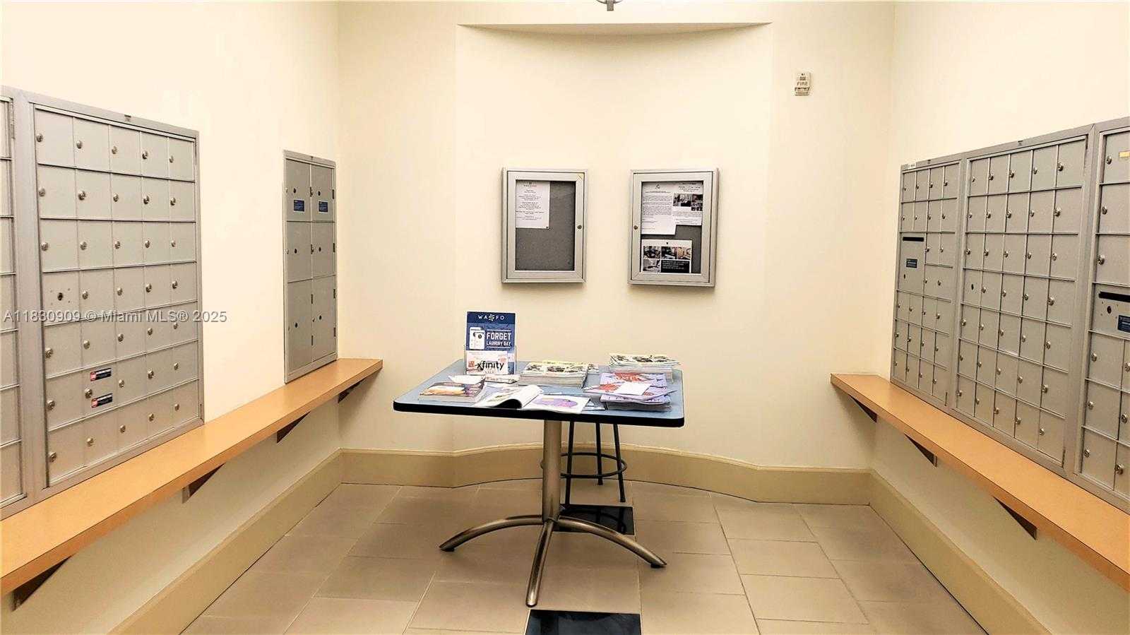 Small Image of 2000 NORTH BAYSHORE DR #509, Miami Number 71