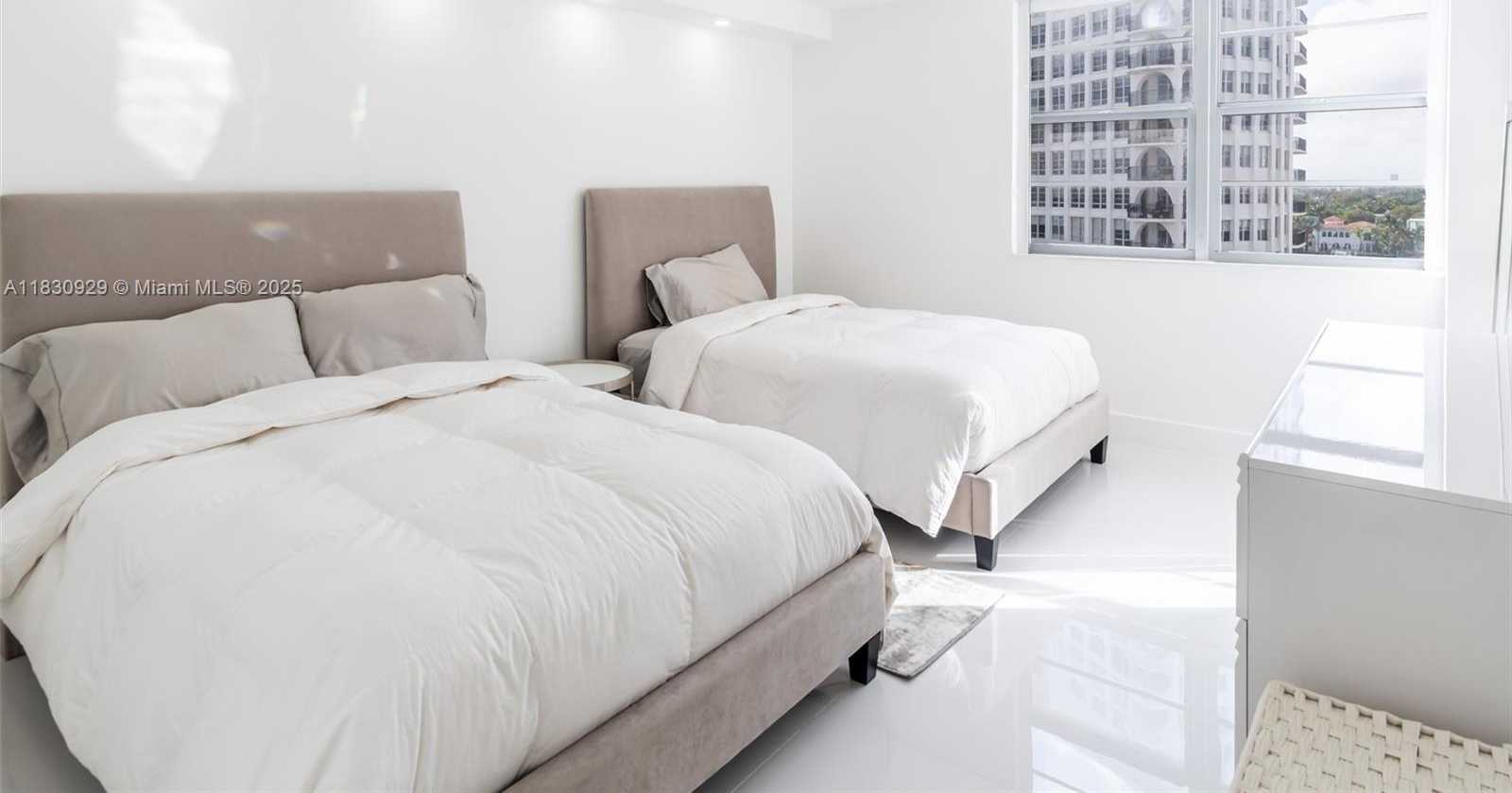 Small Image of 5701 COLLINS AVE #601, Miami Beach Number 15