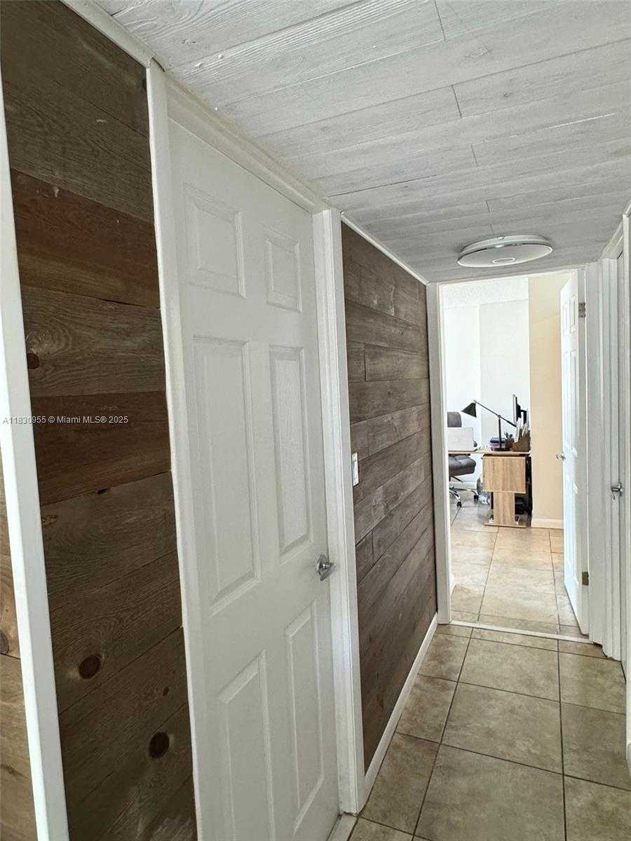 Small Image of 2761 TAFT ST #110, Hollywood Number 7
