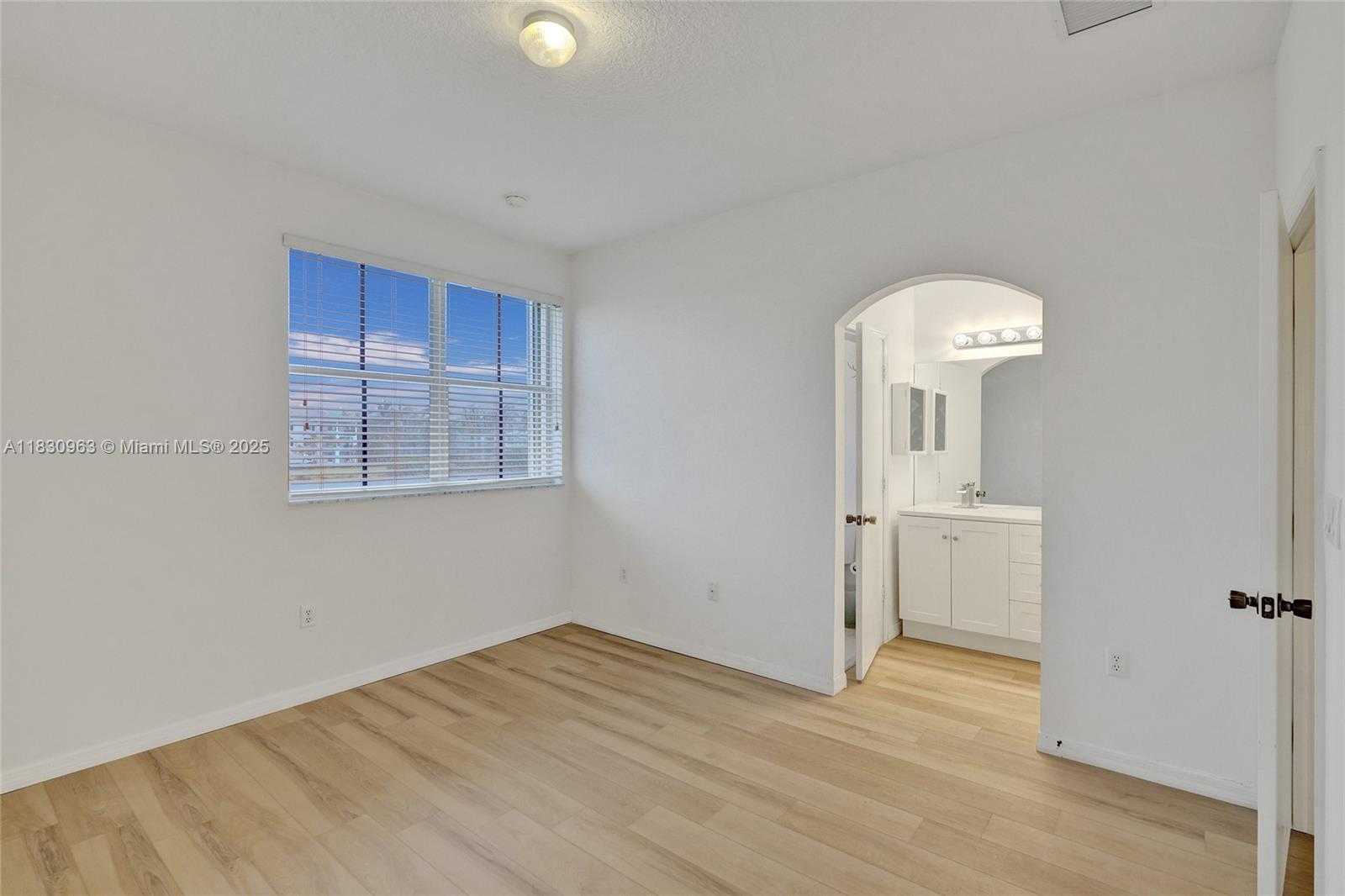 Small Image of 10607 SOUTH WEST 6TH ST #1006, Pembroke Pines Number 15