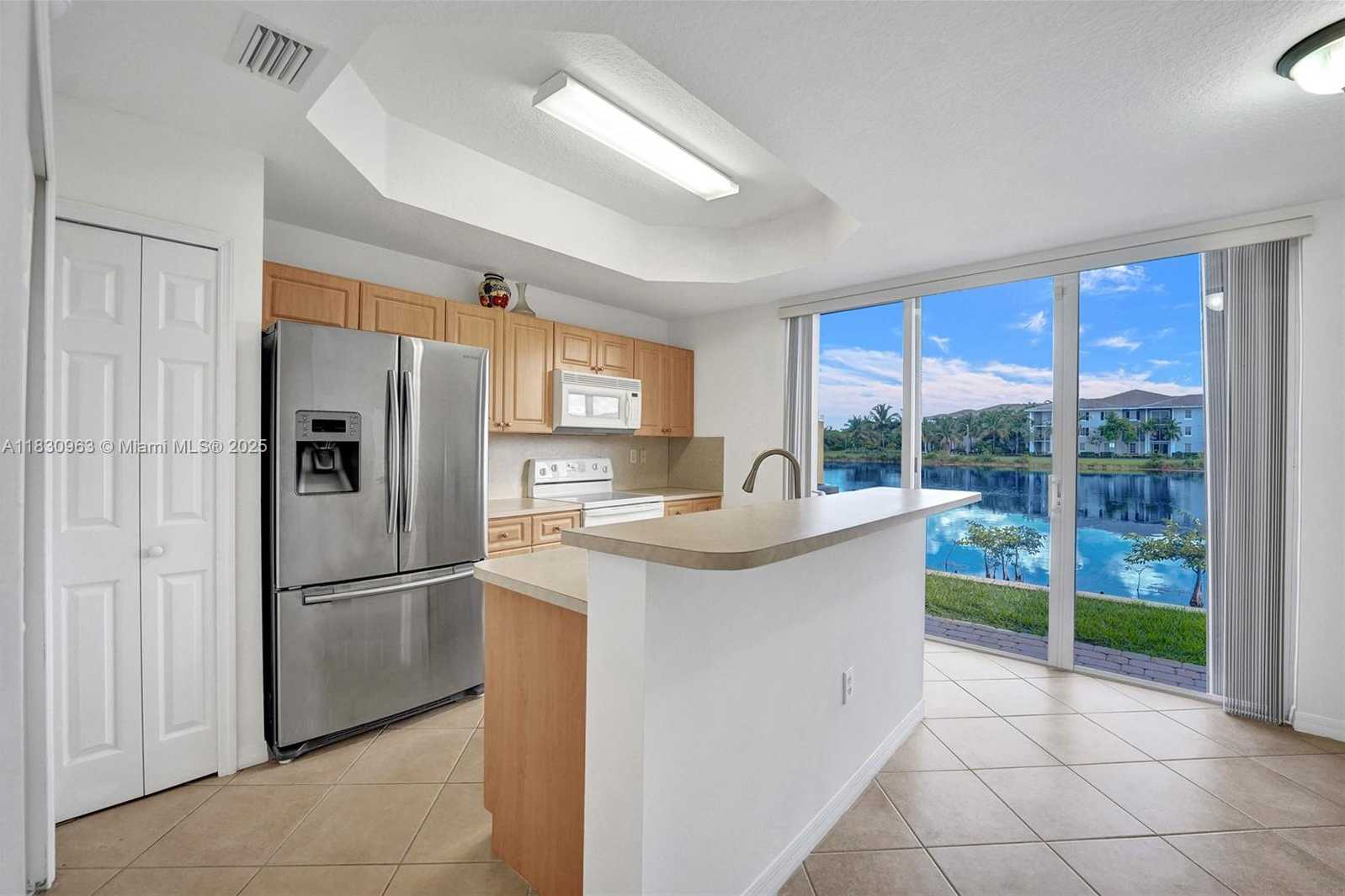 Small Image of 10607 SOUTH WEST 6TH ST #1006, Pembroke Pines Number 2
