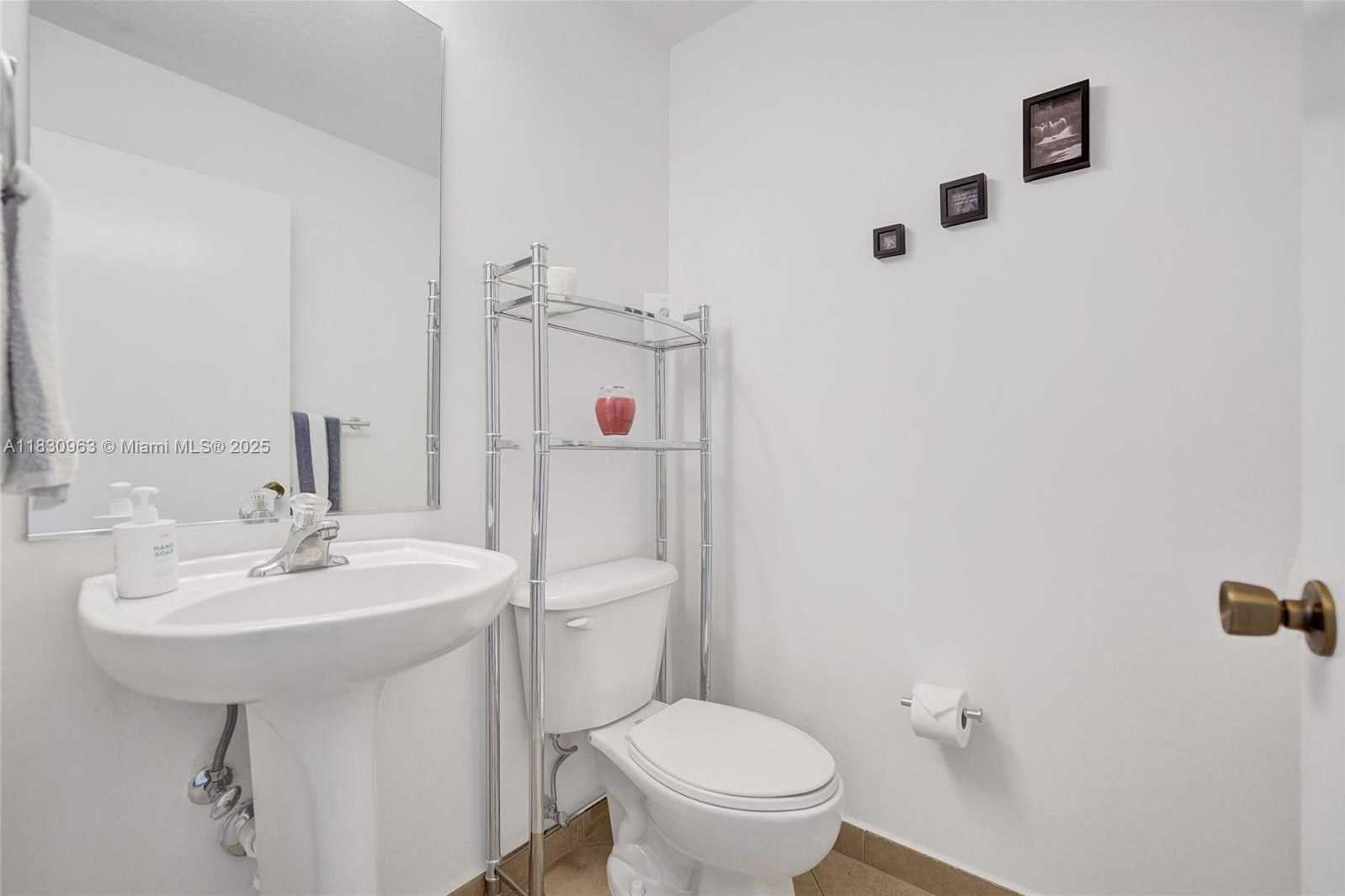 Small Image of 10607 SOUTH WEST 6TH ST #1006, Pembroke Pines Number 34
